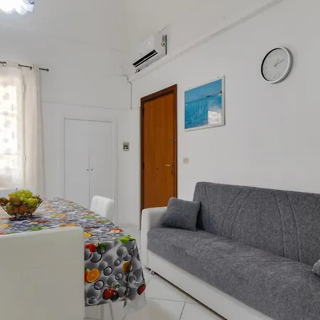 Dimora Del Delfino Curioso * レッチェ