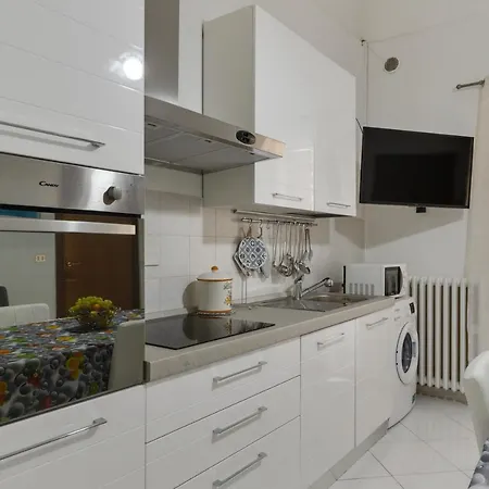Dimora Del Delfino Curioso Apartment Lecce