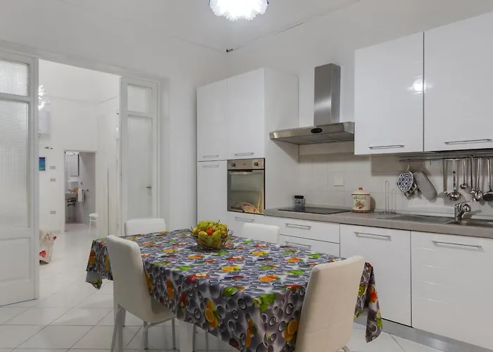 Guesthost - Dimora Del Delfino Curioso Appartement *