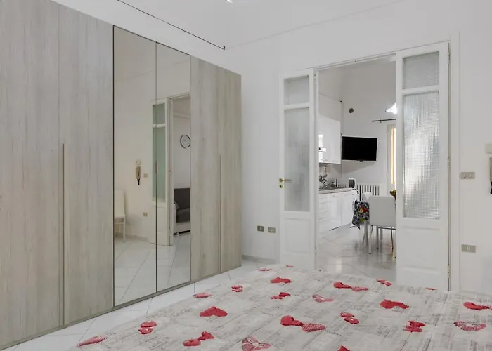 Guesthost - Dimora Del Delfino Curioso