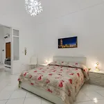 Appartement Guesthost - Dimora Del Delfino Curioso *